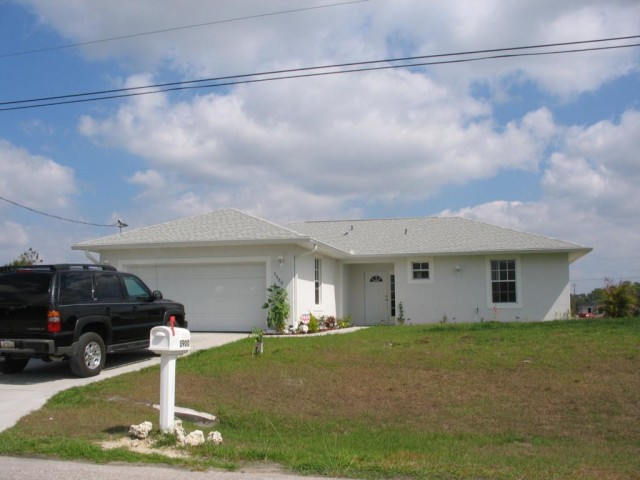 http://www.leepa.org/dotnet/Photo/Photo.aspx?Id=727086&Width=640