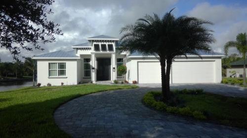 Front Image