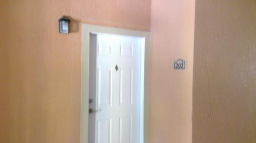 Front Image