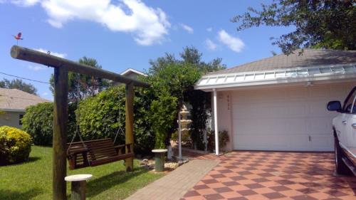 Front Image