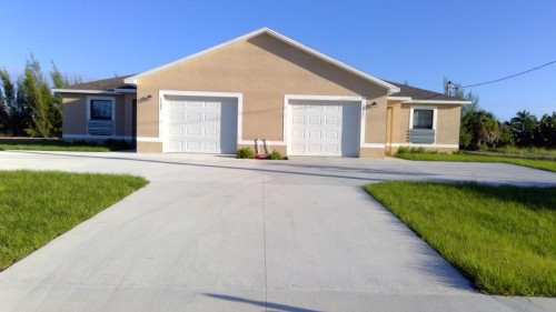 1021/1101 GLEASON PKWY  