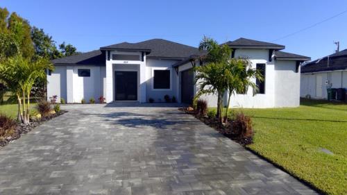 Front Image