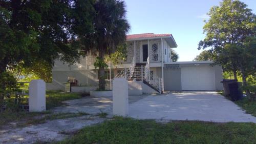 Front Image