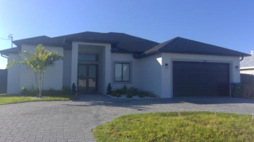 Front Image