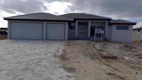 Front Image