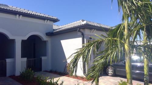 Front Image
