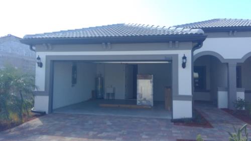 Front Image