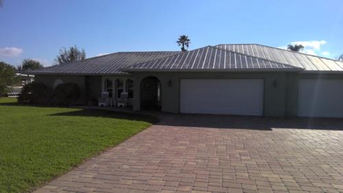 Front Image