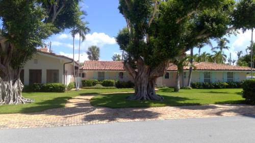 420 TARPON AVE  