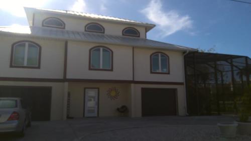 Front Image