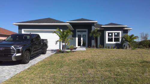 Front Image