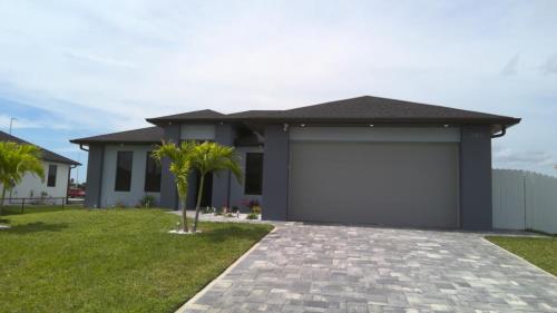 Front Image