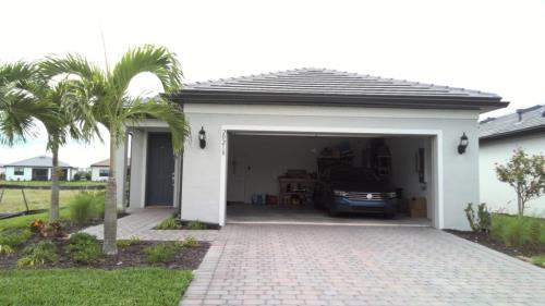 Front Image