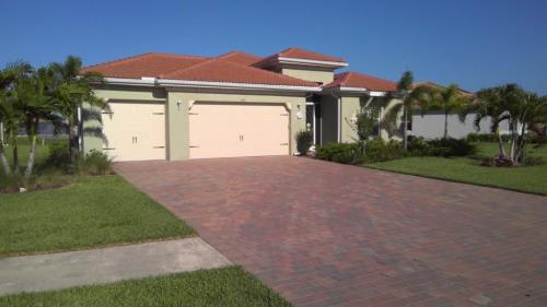 Front Image