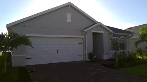 Front Image