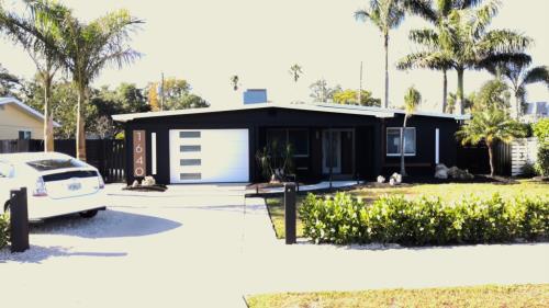 Front Image