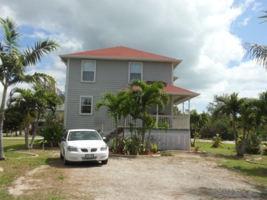 2420 Poinciana Ave  