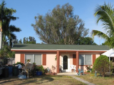 422 Bellair Rd  