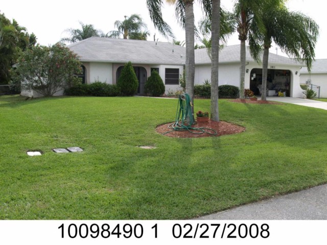 3-bed single family at 3811 SW 6TH PL, Cape Coral FL — foreclosure auction
