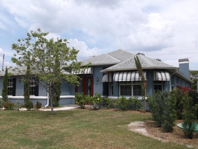 3-bed single family at 1484 ARGYLE DR, Lee County FL — foreclosure auction