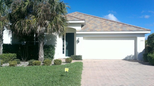4-bed single family at 2461 SUTHERLAND CT, Lee County FL — foreclosure auction