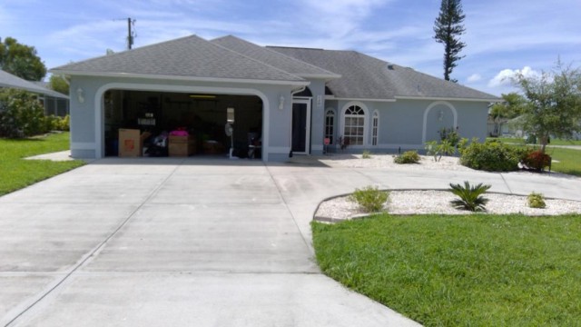 3-bed single family at 130 SE 29TH TER, Cape Coral FL — foreclosure auction