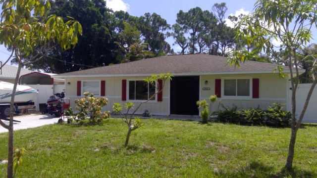 3-bed single family at 27041 EDGEWOOD ST, Lee County FL — foreclosure auction