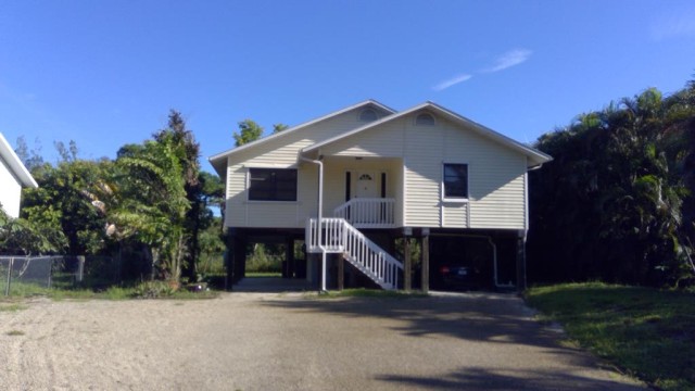 2-bed single family at 5564 BIRDSONG LN, Lee County FL — foreclosure auction