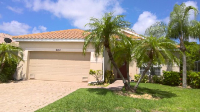 3-bed single family at 2153 CAPE HEATHER CIR, Lee County FL — foreclosure auction