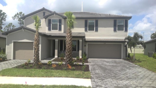 5-bed single family at 11436 CANOPY LOOP, Lee County FL — foreclosure auction
