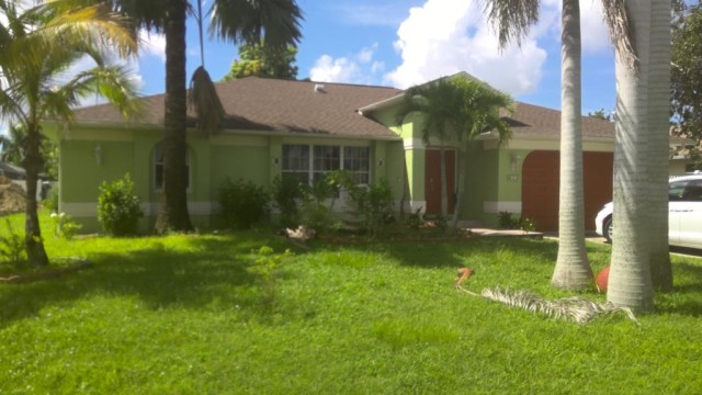 4-bed single family at 612 SE 31ST TER, Lee County FL — foreclosure auction