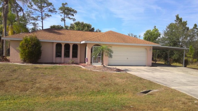2-bed single family at 1105 COLUMBUS AVE, Lee County FL — foreclosure auction
