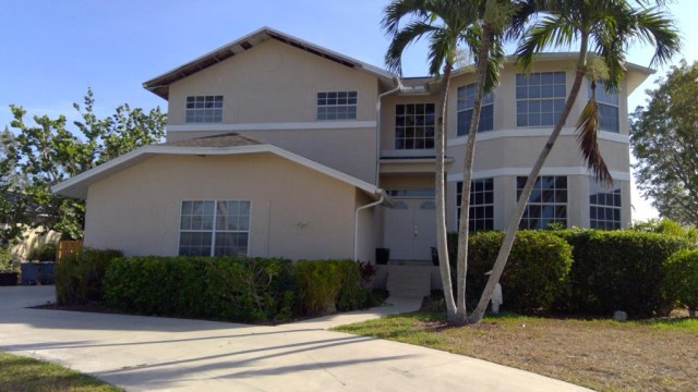 5-bed single family at 6046 LAKE GRASMERE WAY, Lee County FL — foreclosure auction