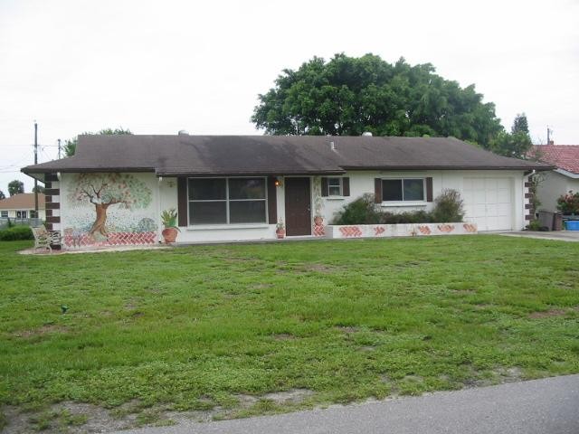 2-bed single family at 11150 ORANGEWOOD DR, Lee County FL — foreclosure auction
