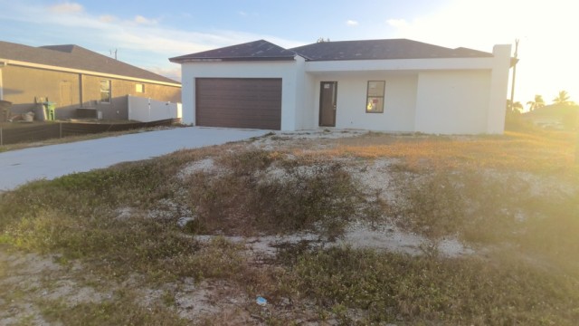 2537 NE 19TH PL, Lee FL