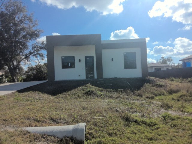Vacant land at 3807 9TH ST SW, Lee County FL — foreclosure auction