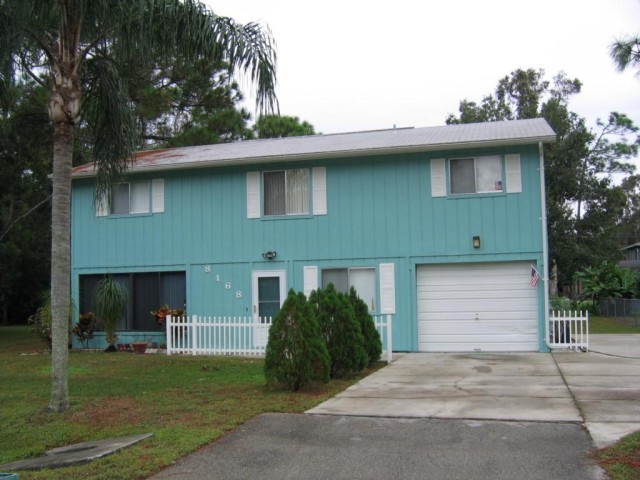 3-bed single family at 8168 ALBATROSS RD, Lee County FL — foreclosure auction